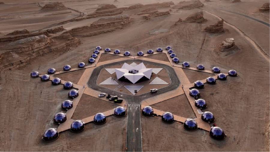 火星移民预演场——模拟外星环境的极端生存训练临县户外野奢帐篷实验项目